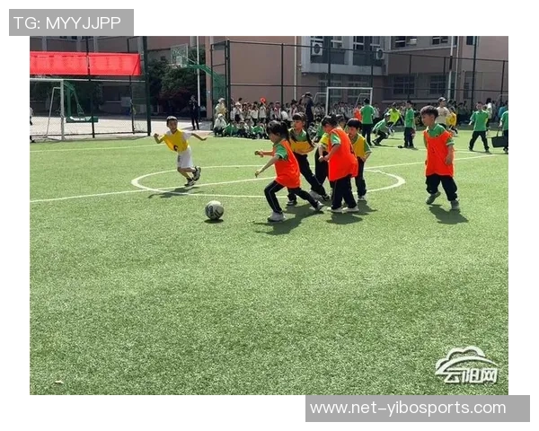 小学生足球教学视频全面解析提升孩子们的足球技能与团队合作能力